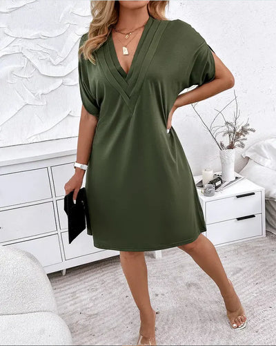 Clarissa V-neck casual Dress