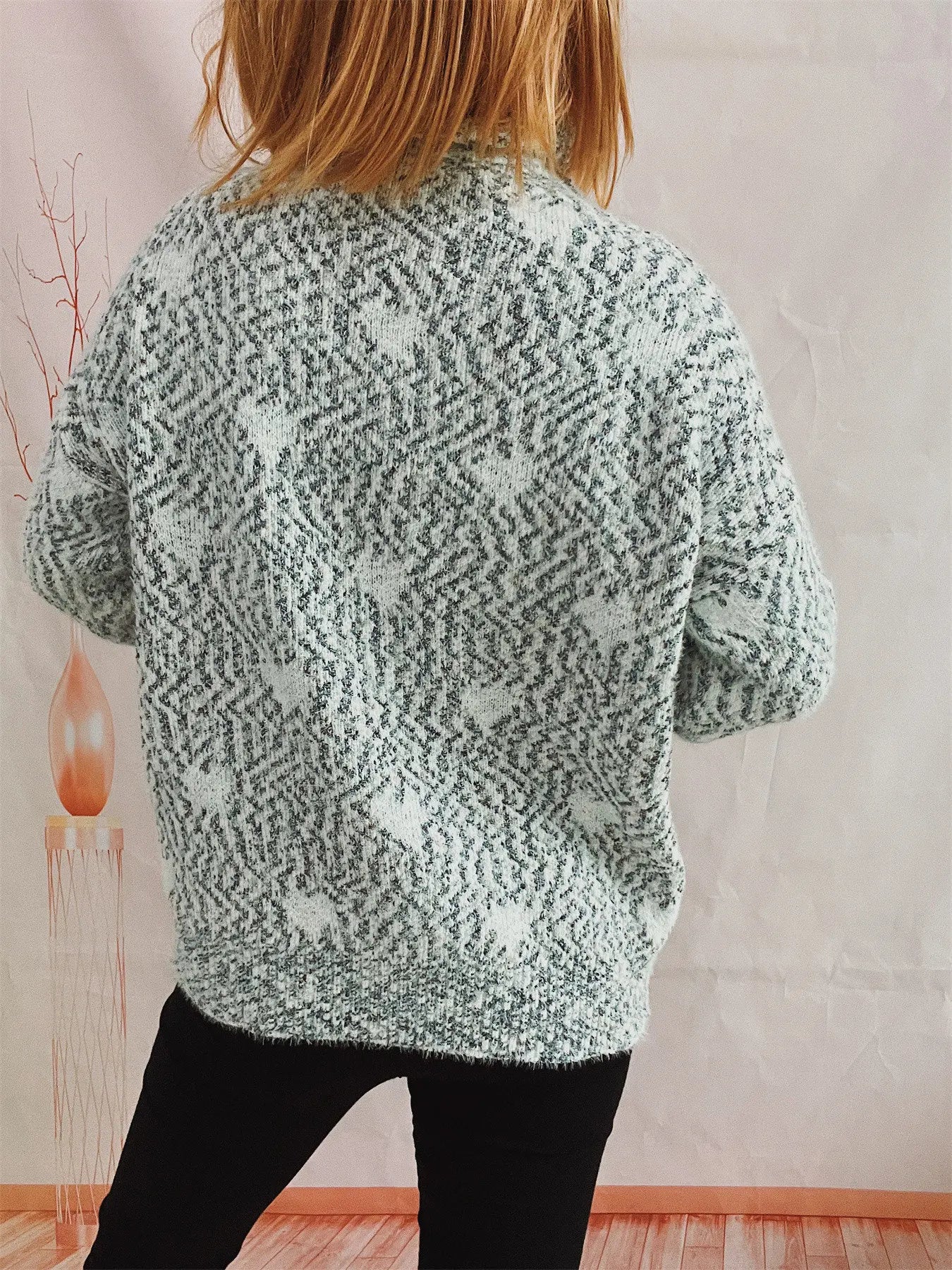 Dina Heart Sweater