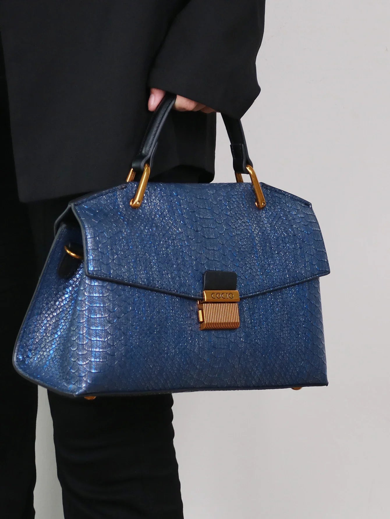 Sophia- Luxe Embossed Snake-Print Bag